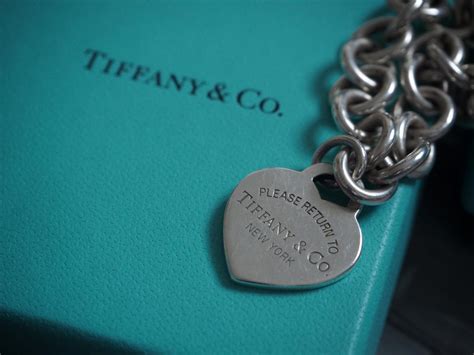 how to spot fake tiffany bag drawstrijg silver|spotting a tiffany ring.